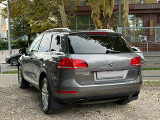 Volkswagen Touareg foto 4