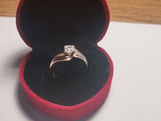 Женское золотое кольцо 585 пробы. Inel din aur 585. foto 2