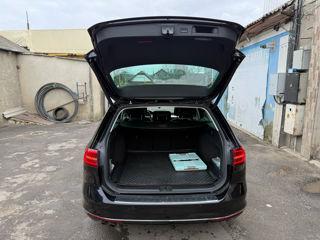 Volkswagen Passat foto 8