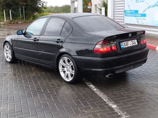 BMW 3 Series foto 4