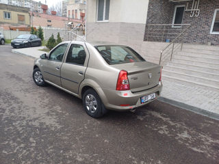 Dacia Logan foto 8