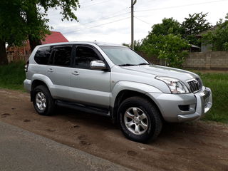 Toyota Land Cruiser Prado foto 8