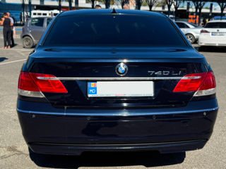 BMW 7 Series foto 7