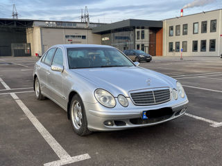 Mercedes E-Class foto 4