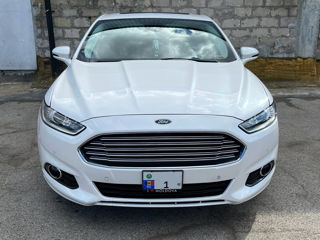 Ford Fusion foto 4