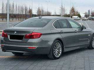 BMW 5 Series foto 4