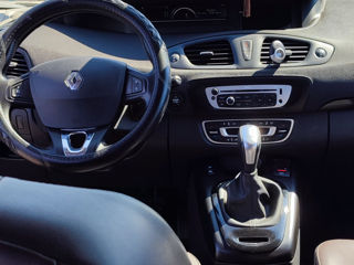 Renault Grand Scenic foto 6