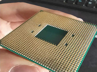 R9 3900 foto 2