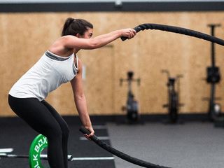 Канат для ударов в пол. Coarda crossfit. Funia Canat. Crossfit battle rope foto 6