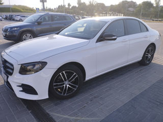 Mercedes E-Class foto 4