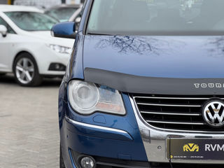 Volkswagen Touran foto 7