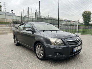 Toyota Avensis foto 3