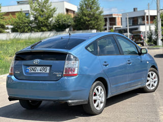 Toyota Prius foto 3