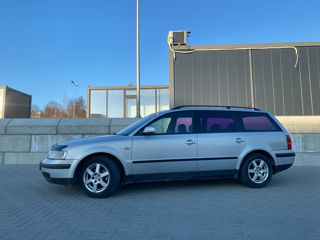 Volkswagen Passat foto 2