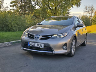 Toyota Auris foto 2