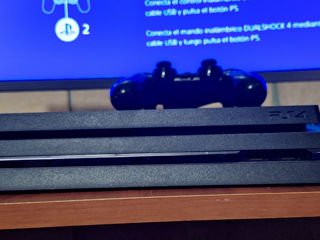 Продам ps 4 pro на 1 терабайт +2 игры в подарок foto 3