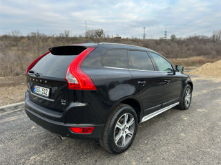 Volvo XC60 foto 4