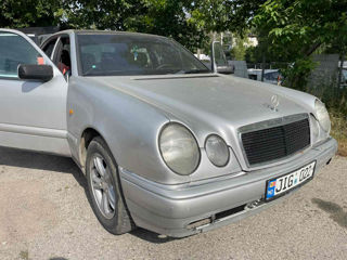 Mercedes E-Class foto 3