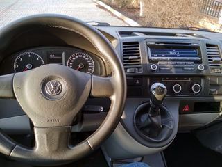 Volkswagen T5 foto 5