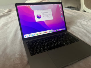 Macbook Pro 13 (2019)  i5/8Gb/256Gb foto 1