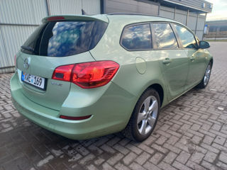 Opel Astra foto 6