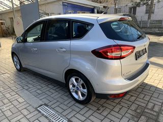 Ford C-Max foto 1