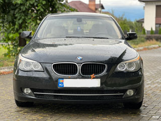 BMW 5 Series foto 3