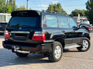 Toyota Land Cruiser foto 4