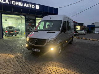 Mercedes Sprinter 7 Locuri foto 10