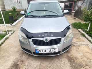 Skoda Fabia фото 0