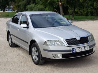 Skoda Octavia foto 3