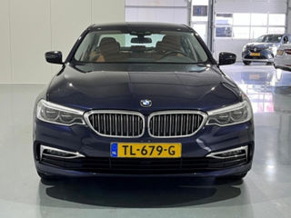 BMW 5 Series foto 1