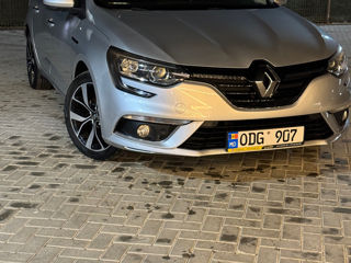 Renault Megane foto 1