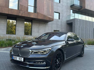 BMW 7 Series foto 3