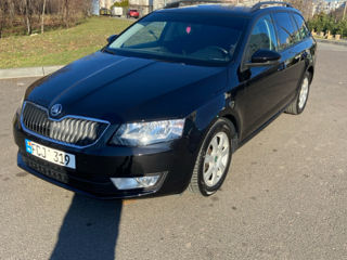 Skoda Octavia foto 3