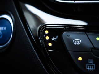 Toyota C-HR foto 13