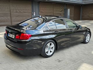 BMW 5 Series foto 9