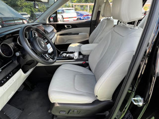 KIA Carnival foto 7