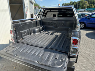 Toyota Hilux foto 17