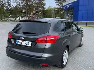 Ford Focus foto 4