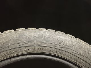 Nokian 235/55  255/50  R19  Разноширокая foto 4