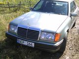 Mercedes Series (W124) foto 3