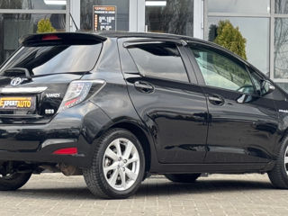 Toyota Yaris foto 6