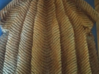 натуральная жилетка из норки-размер 50-52-цена 350 лей