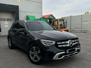 Mercedes GLC foto 3