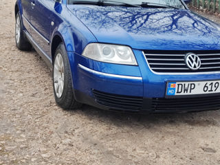 Volkswagen Passat foto 3