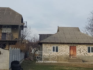 Casa nefinisată în Băcioi foto 3