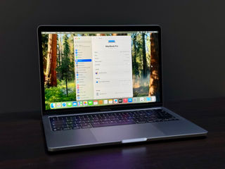 MacBook Pro 13" M2 2022 16GB Ram 512GB SSD Space Grey