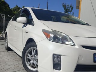 Toyota Prius foto 1