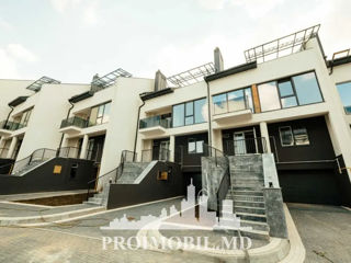 Townhouse în 3 nivele, CENTRU, Moara Roșie, 230 mp + 3 ari! foto 16